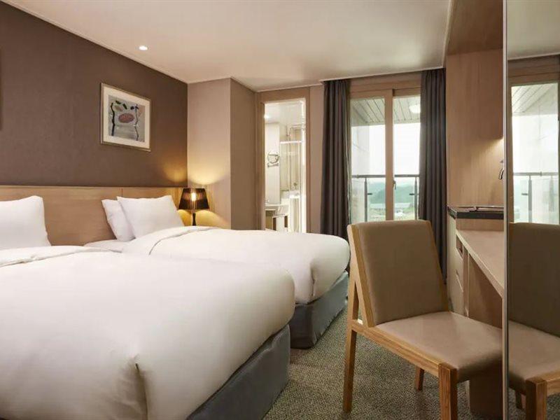Raonstay In Perla Hotel Jinju Zewnętrze zdjęcie