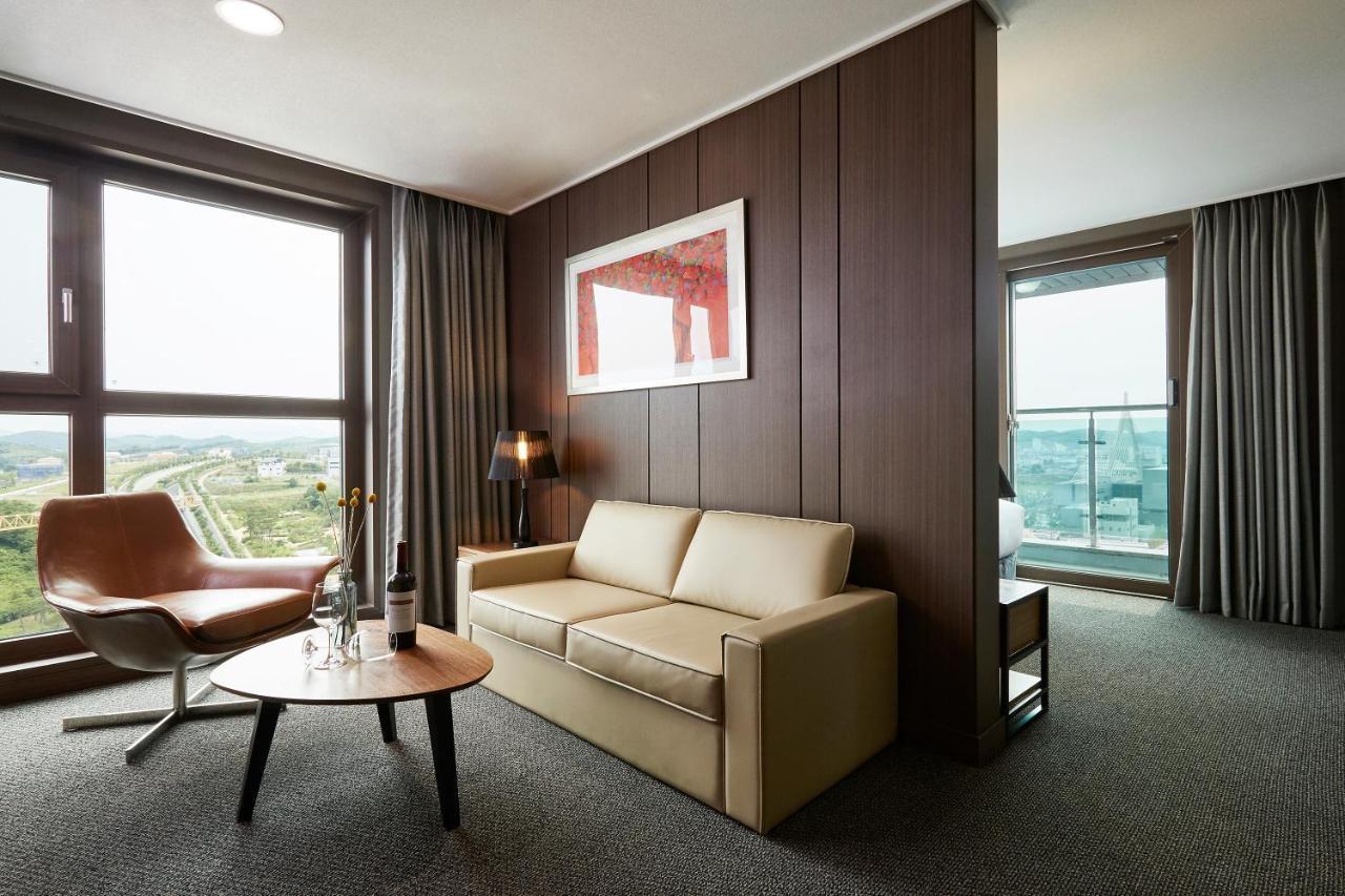 Raonstay In Perla Hotel Jinju Zewnętrze zdjęcie